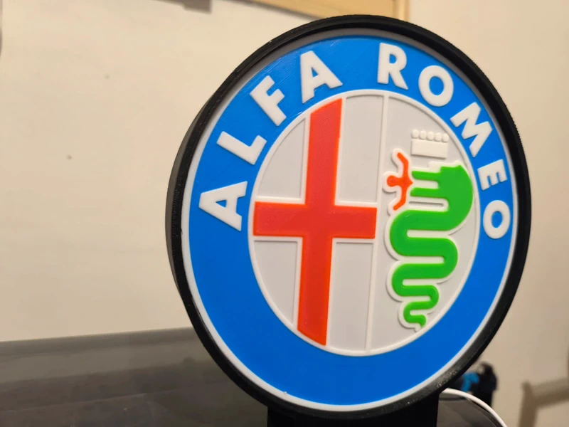 Alfa Romeo 4 cores — imagem 3